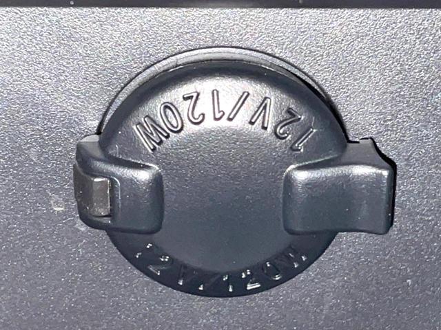 ヴォクシー ハイブリッドZS 禁煙車 後席モニター 両側電動ドア SDナビ バックカメラ セーフティセンス ドラレコ ビルトインETC シートヒーター スマートキー LEDヘッド クルコン 純正16インチアルミ オートハイビーム(51枚目)