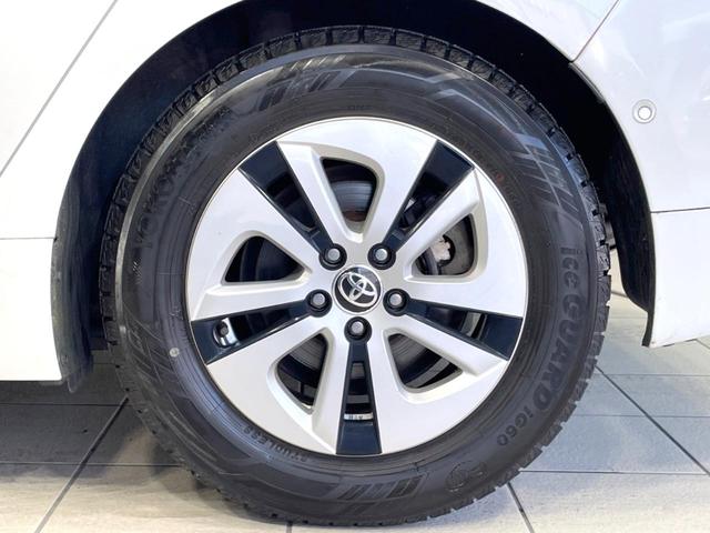 プリウス Ａ　禁煙車　純正９型ナビ　バックカメラ　セーフティセンス　ビルトインＥＴＣ　レーダークルーズ　コーナーセンサー　スマートキー　ＬＥＤヘッドライト　純正１５インチアルミ　オートハイビーム　Ｂｌｕｅｔｏｏｔｈ（24枚目）