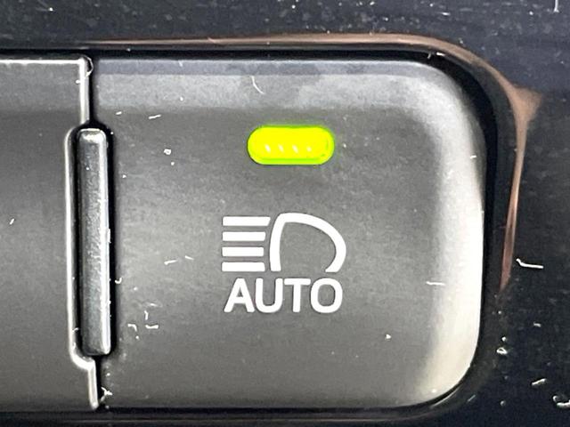 プリウス Ａ　禁煙車　純正９型ナビ　バックカメラ　セーフティセンス　ビルトインＥＴＣ　レーダークルーズ　コーナーセンサー　スマートキー　ＬＥＤヘッドライト　純正１５インチアルミ　オートハイビーム　Ｂｌｕｅｔｏｏｔｈ（41枚目）