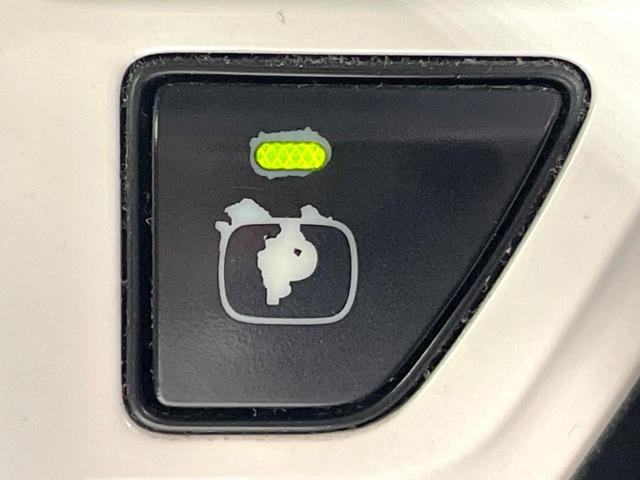 プリウス Ａ　禁煙車　純正９型ナビ　バックカメラ　セーフティセンス　ビルトインＥＴＣ　レーダークルーズ　コーナーセンサー　スマートキー　ＬＥＤヘッドライト　純正１５インチアルミ　オートハイビーム　Ｂｌｕｅｔｏｏｔｈ（43枚目）