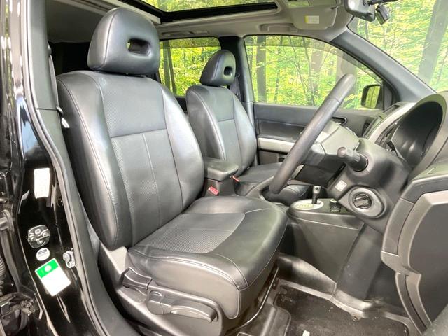 エクストレイル ２０Ｘｔｔ　禁煙車　４ＷＤ　ガラスルーフ　ＳＤナビ　バックカメラ　ドラレコ　ビルトインＥＴＣ　フルセグ　ハーフレザーシート　シートヒーター　スマートキー　ＨＩＤヘッド　クルコン　純正１８インチアルミ　車線逸脱警報（8枚目）