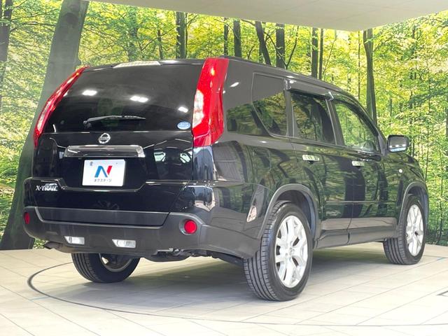 エクストレイル ２０Ｘｔｔ　禁煙車　４ＷＤ　ガラスルーフ　ＳＤナビ　バックカメラ　ドラレコ　ビルトインＥＴＣ　フルセグ　ハーフレザーシート　シートヒーター　スマートキー　ＨＩＤヘッド　クルコン　純正１８インチアルミ　車線逸脱警報（17枚目）