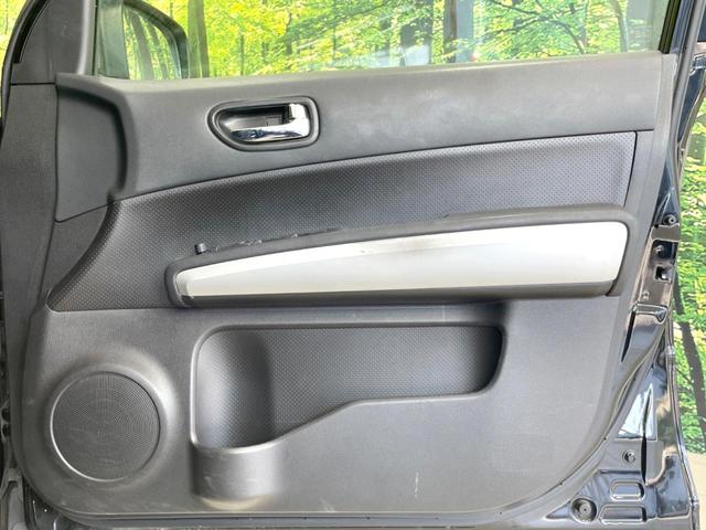 エクストレイル ２０Ｘｔｔ　禁煙車　４ＷＤ　ガラスルーフ　ＳＤナビ　バックカメラ　ドラレコ　ビルトインＥＴＣ　フルセグ　ハーフレザーシート　シートヒーター　スマートキー　ＨＩＤヘッド　クルコン　純正１８インチアルミ　車線逸脱警報（64枚目）