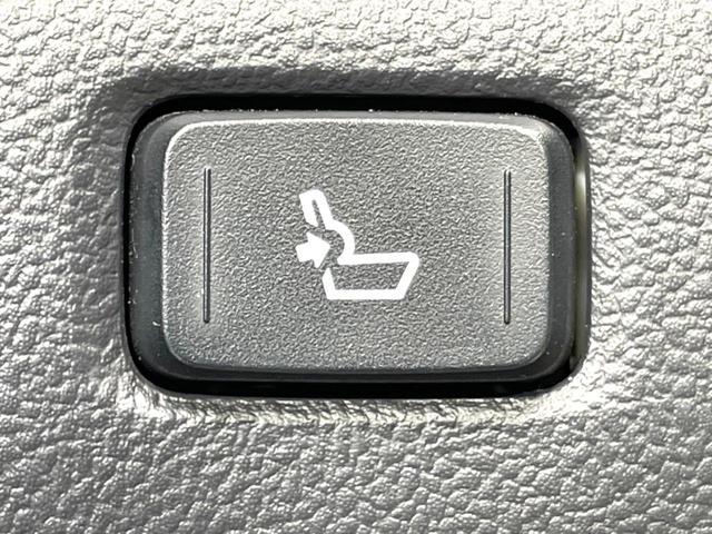 Ｃ－ＨＲ Ｇ　ＬＥＤエディション　禁煙車　純正９型ナビ　バックカメラ　セーフティセンス　レーダークルーズ　ビルトインＥＴＣ　ハーフレザーシート　シートヒーター　ブラインドスポットモニター　コーナーセンサー　スマートキー　ＬＥＤヘッド（37枚目）