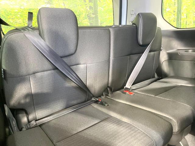 セレナ e-パワー ハイウェイスターV 登録済未使用車 両側電動ドア 全周囲カメラ 衝突被害軽減システム コーナーセンサー スマートキー LEDヘッド ETC2.0 純正16インチアルミ オートハイビーム 車線逸脱警報 オートライト(10枚目)