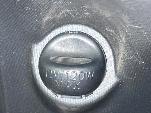 アクア G G’s 禁煙車 9型ナビ バックカメラ ETC オートライト オートエアコン スマートキー フロントフォグ 純正17インチアルミ フルセグ Bluetooth 電動格納ミラー 横滑り防止装置 横滑り防止装置(52枚目)