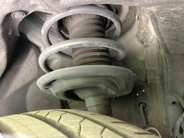 RAV4 X 禁煙車 衝突軽減 純正ディスプレイ ドラレコ ETC レーダークルーズ コーナーセンサー 車線逸脱警報 踏み間違い防止装置 LEDヘッド オートライト オートエアコン スマートキー 電動格納ミラー(20枚目)