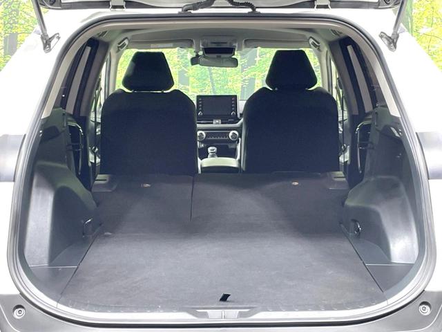 RAV4 X 禁煙車 衝突軽減 純正ディスプレイ ドラレコ ETC レーダークルーズ コーナーセンサー 車線逸脱警報 踏み間違い防止装置 LEDヘッド オートライト オートエアコン スマートキー 電動格納ミラー(54枚目)