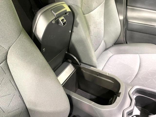 RAV4 X 禁煙車 衝突軽減 純正ディスプレイ ドラレコ ETC レーダークルーズ コーナーセンサー 車線逸脱警報 踏み間違い防止装置 LEDヘッド オートライト オートエアコン スマートキー 電動格納ミラー(57枚目)