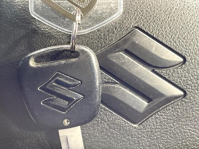 アルト Ｌ　ＳＤナビ　禁煙車　シートヒーター　ＣＤ　ＤＶＤ再生　地デジ　アイドリングストップ　横滑り防止装置　プライバシーガラス（7枚目）