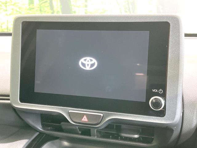 ヤリスクロス ハイブリッドＸ　禁煙車　純正８型ナビ　バックカメラ　セーフティセンス　ビルトインＥＴＣ　レーダークルーズ　コーナーセンサー　スマートキー　ＬＥＤヘッド　オートハイビーム　車線逸脱警報　オートライト　オートエアコン（3枚目）
