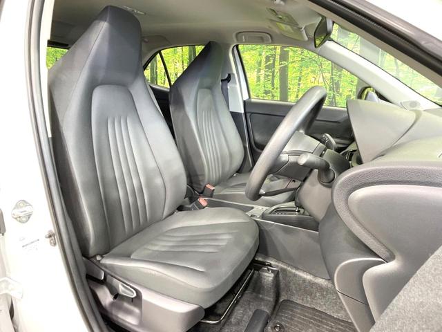 ヤリスクロス ハイブリッドＸ　禁煙車　純正８型ナビ　バックカメラ　セーフティセンス　ビルトインＥＴＣ　レーダークルーズ　コーナーセンサー　スマートキー　ＬＥＤヘッド　オートハイビーム　車線逸脱警報　オートライト　オートエアコン（8枚目）