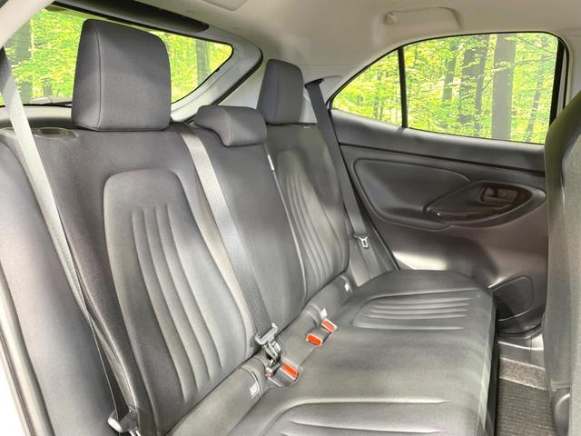 ヤリスクロス ハイブリッドＸ　禁煙車　純正８型ナビ　バックカメラ　セーフティセンス　ビルトインＥＴＣ　レーダークルーズ　コーナーセンサー　スマートキー　ＬＥＤヘッド　オートハイビーム　車線逸脱警報　オートライト　オートエアコン（9枚目）