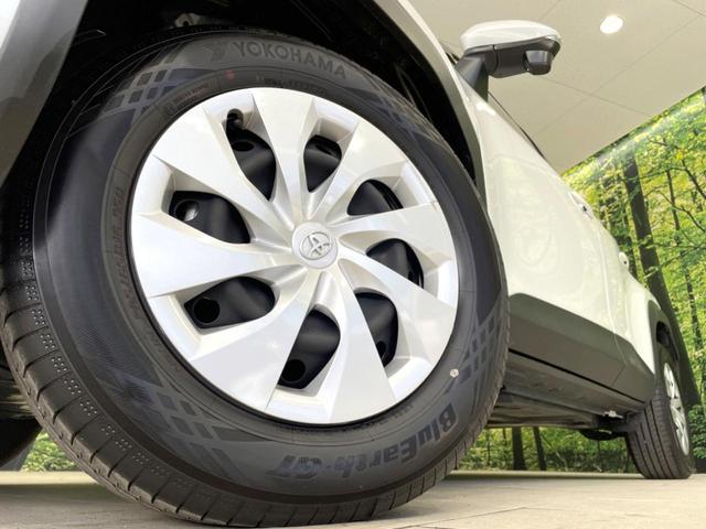 ヤリスクロス ハイブリッドＸ　禁煙車　純正８型ナビ　バックカメラ　セーフティセンス　ビルトインＥＴＣ　レーダークルーズ　コーナーセンサー　スマートキー　ＬＥＤヘッド　オートハイビーム　車線逸脱警報　オートライト　オートエアコン（13枚目）