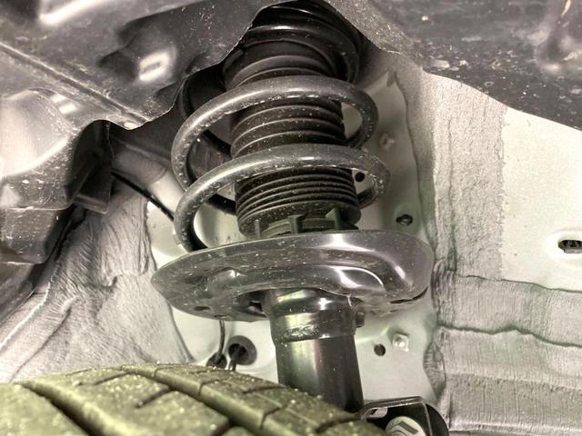 ヤリスクロス ハイブリッドＸ　禁煙車　純正８型ナビ　バックカメラ　セーフティセンス　ビルトインＥＴＣ　レーダークルーズ　コーナーセンサー　スマートキー　ＬＥＤヘッド　オートハイビーム　車線逸脱警報　オートライト　オートエアコン（20枚目）