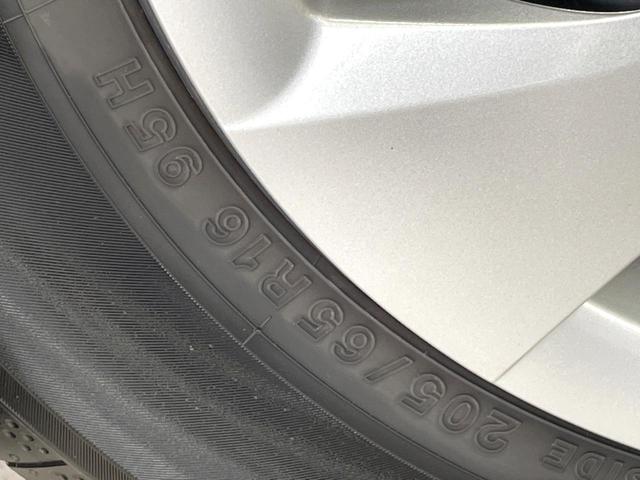 ヤリスクロス ハイブリッドＸ　禁煙車　純正８型ナビ　バックカメラ　セーフティセンス　ビルトインＥＴＣ　レーダークルーズ　コーナーセンサー　スマートキー　ＬＥＤヘッド　オートハイビーム　車線逸脱警報　オートライト　オートエアコン（25枚目）