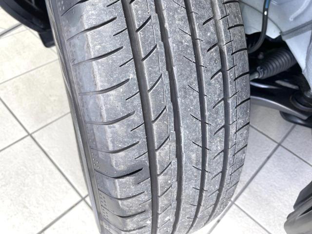 ヤリスクロス ハイブリッドＸ　禁煙車　純正８型ナビ　バックカメラ　セーフティセンス　ビルトインＥＴＣ　レーダークルーズ　コーナーセンサー　スマートキー　ＬＥＤヘッド　オートハイビーム　車線逸脱警報　オートライト　オートエアコン（27枚目）