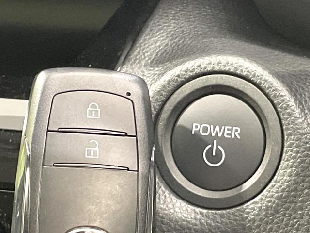 ヤリスクロス ハイブリッドＸ　禁煙車　純正８型ナビ　バックカメラ　セーフティセンス　ビルトインＥＴＣ　レーダークルーズ　コーナーセンサー　スマートキー　ＬＥＤヘッド　オートハイビーム　車線逸脱警報　オートライト　オートエアコン（34枚目）