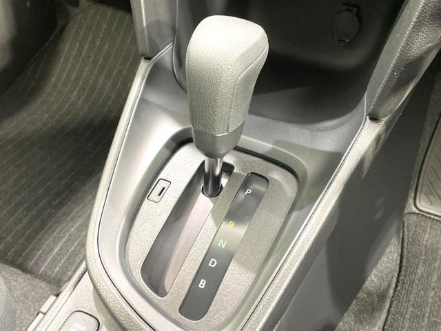 ヤリスクロス ハイブリッドＸ　禁煙車　純正８型ナビ　バックカメラ　セーフティセンス　ビルトインＥＴＣ　レーダークルーズ　コーナーセンサー　スマートキー　ＬＥＤヘッド　オートハイビーム　車線逸脱警報　オートライト　オートエアコン（45枚目）