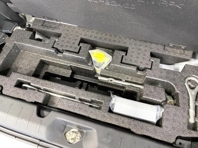 タント L 衝突被害軽減システム 禁煙車 コーナーセンサー LEDヘッドライト オートマチックハイビーム 車線逸脱警報 オートライト CD ロールサンシェード アイドリングストップ 横滑り防止装置(44枚目)