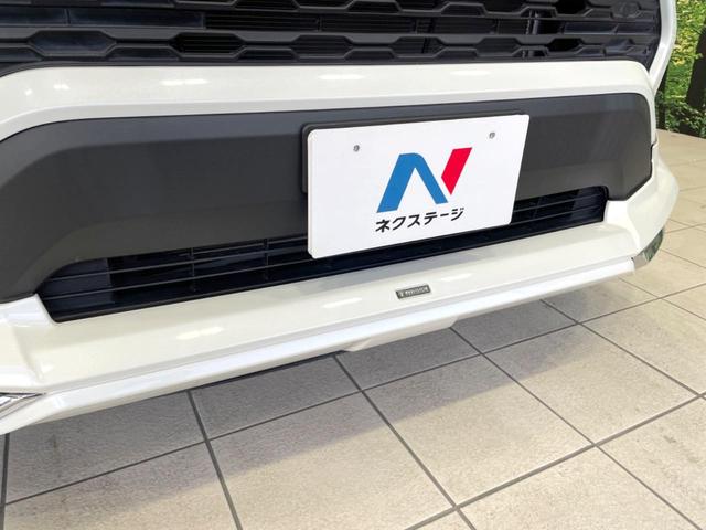 ＲＡＶ４ Ｘ　禁煙車　モデリスタ　純正９型ナビ　バックカメラ　セーフティセンス　レーダークルーズ　ドラレコ　コーナーセンサー　スマートキー　ＬＥＤヘッド　純正１７インチアルミ　オートハイビーム　車線逸脱警報（3枚目）