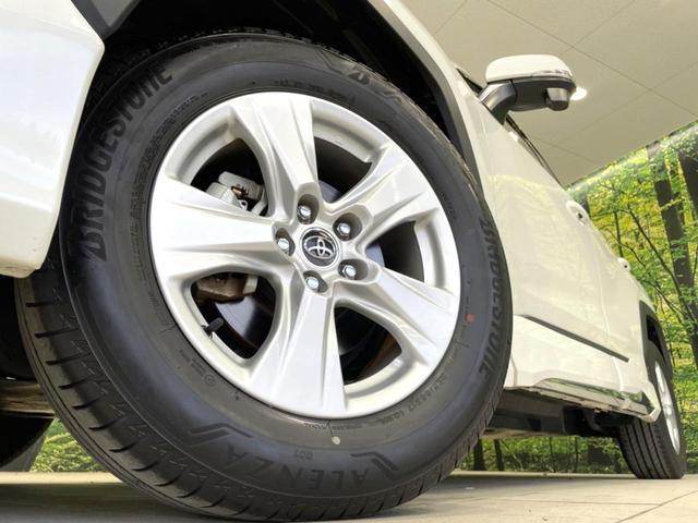 ＲＡＶ４ Ｘ　禁煙車　モデリスタ　純正９型ナビ　バックカメラ　セーフティセンス　レーダークルーズ　ドラレコ　コーナーセンサー　スマートキー　ＬＥＤヘッド　純正１７インチアルミ　オートハイビーム　車線逸脱警報（13枚目）