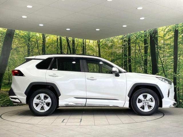 ＲＡＶ４ Ｘ　禁煙車　モデリスタ　純正９型ナビ　バックカメラ　セーフティセンス　レーダークルーズ　ドラレコ　コーナーセンサー　スマートキー　ＬＥＤヘッド　純正１７インチアルミ　オートハイビーム　車線逸脱警報（31枚目）