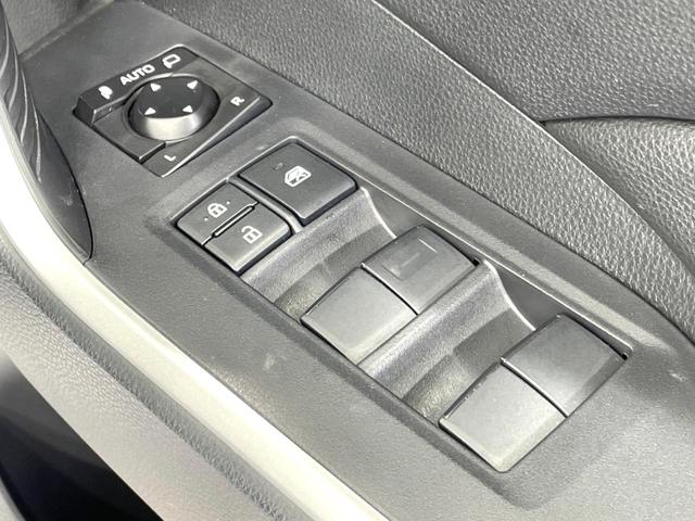 ＲＡＶ４ Ｘ　禁煙車　モデリスタ　純正９型ナビ　バックカメラ　セーフティセンス　レーダークルーズ　ドラレコ　コーナーセンサー　スマートキー　ＬＥＤヘッド　純正１７インチアルミ　オートハイビーム　車線逸脱警報（37枚目）