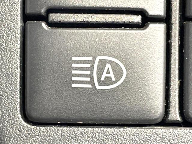 ハイゼットカーゴ DX SAIII SDナビ 衝突被害軽減システム 禁煙車 オートハイビーム Bluetooth スライドドア アイドリングストップ 横滑り防止装置 プライバシーガラス(5枚目)