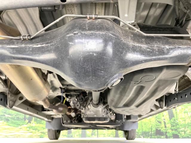 ハイゼットカーゴ DX SAIII SDナビ 衝突被害軽減システム 禁煙車 オートハイビーム Bluetooth スライドドア アイドリングストップ 横滑り防止装置 プライバシーガラス(19枚目)