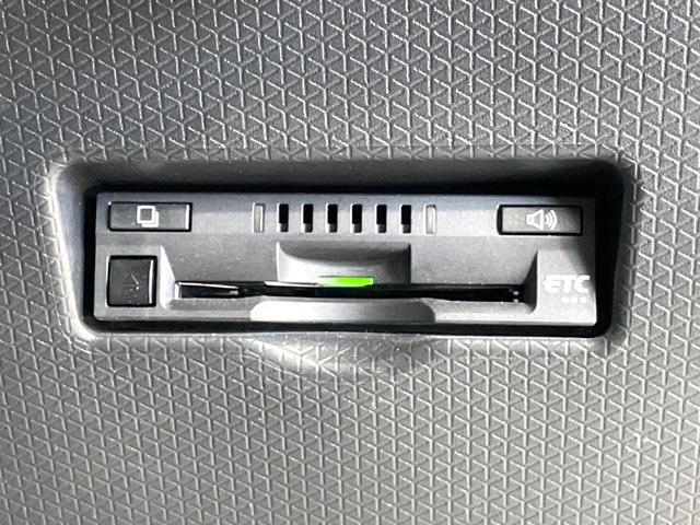 タント カスタムＸ　禁煙車　両側電動ドア　９型ディスプレイ　全周囲カメラ　スマートアシスト　ドラレコ　ＥＴＣ　ハーフレザーシート　シートヒーター　コーナーセンサー　スマートキー　ＬＥＤヘッド　純正１４インチアルミ（33枚目）