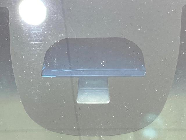 Ｎ－ＢＯＸ Ｇ　ＳＳパッケージ　禁煙車　衝突軽減　両側電動ドア　純正ナビ　バックカメラ　ＥＴＣ　シートヒーター　ＨＩＤヘッド　オートライト　オートエアコン　スマートキー　フルセグ　Ｂｌｕｅｔｏｏｔｈ　横滑り防止装置　電動格納ミラー（6枚目）