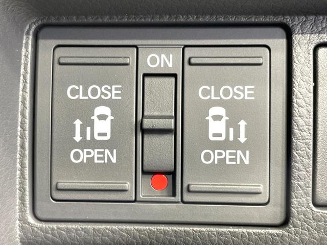 ステップワゴン ｅ：ＨＥＶスパーダ　プレミアムライン　禁煙車　純正１１型ナビ　両側電動ドア　全周囲カメラ　ホンダセンシング　ドラレコ　ＥＴＣ　アダプティブクルーズ　電動リアゲート　ハーフレザーシート　シートヒーター　コーナーセンサー　ＬＥＤヘッド（5枚目）