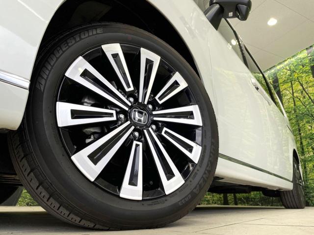 ステップワゴン ｅ：ＨＥＶスパーダ　プレミアムライン　禁煙車　純正１１型ナビ　両側電動ドア　全周囲カメラ　ホンダセンシング　ドラレコ　ＥＴＣ　アダプティブクルーズ　電動リアゲート　ハーフレザーシート　シートヒーター　コーナーセンサー　ＬＥＤヘッド（14枚目）