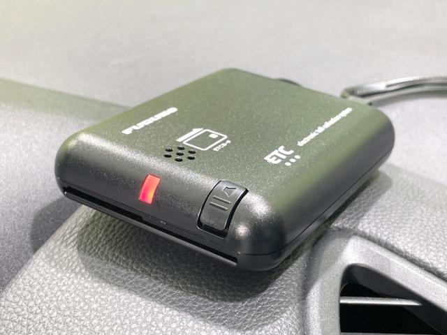 ヤリスクロス X 禁煙車 SDナビ バックカメラ セーフティセンス ドラレコ ETC レーダークルーズ コーナーセンサー スマートキー LEDヘッド オートハイビーム 車線逸脱警報 オートライト Bluetooth(7枚目)