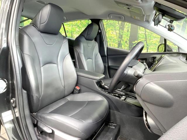 プリウス Sツーリングセレクション・ブラックエディション 禁煙車 セーフティセンス 8型ディスプレイ バックカメラ ドラレコ ETC2.0 レーダークルーズ シートヒーター コーナーセンサー スマートキー LEDヘッド 純正17インチアルミ オートハイビーム(8枚目)