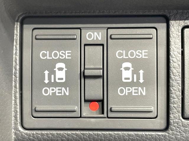 ステップワゴン ｅ：ＨＥＶスパーダ　プレミアムライン　禁煙車　純正１１型ナビ　両側電動ドア　全周囲カメラ　ホンダセンシング　ドラレコ　ＥＴＣ　アダプティブクルーズ　電動リアゲート　ハーフレザーシート　シートヒーター　コーナーセンサー　ＬＥＤヘッド（5枚目）