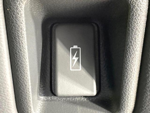 ステップワゴン ｅ：ＨＥＶスパーダ　プレミアムライン　禁煙車　純正１１型ナビ　両側電動ドア　全周囲カメラ　ホンダセンシング　ドラレコ　ＥＴＣ　アダプティブクルーズ　電動リアゲート　ハーフレザーシート　シートヒーター　コーナーセンサー　ＬＥＤヘッド（55枚目）