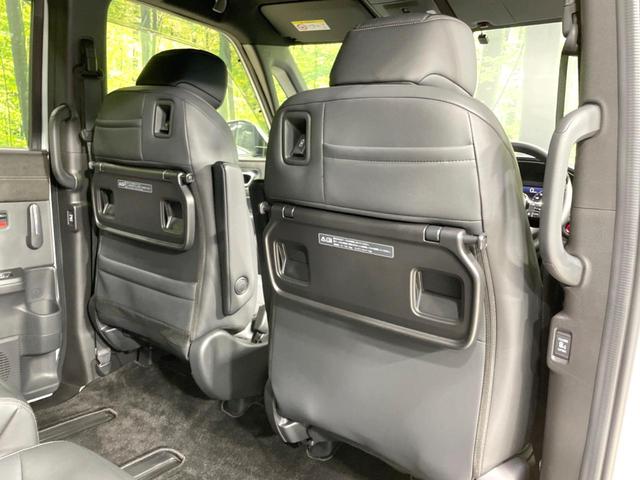 ステップワゴン ｅ：ＨＥＶスパーダ　プレミアムライン　禁煙車　純正１１型ナビ　両側電動ドア　全周囲カメラ　ホンダセンシング　ドラレコ　ＥＴＣ　アダプティブクルーズ　電動リアゲート　ハーフレザーシート　シートヒーター　コーナーセンサー　ＬＥＤヘッド（71枚目）
