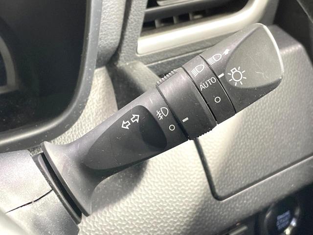 ルーミー カスタムＧ　禁煙車　純正９型ナビ　両側電動ドア　バックカメラ　スマートアシスト　ドラレコ　ＥＴＣ２．０　シートヒーター　コーナーセンサー　スマートキー　ＬＥＤヘッド　純正１４インチアルミ　オートハイビーム（54枚目）