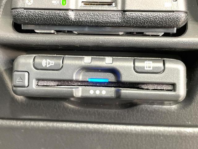 ＣＸ－６０ ＸＤ－ハイブリッド　エクスクルーシブスポーツ　禁煙車　黒革シート　４ＷＤ　ターボ　ディーゼル　純正１２型ナビ　全周囲カメラ　ＢＯＳＥサウンド　衝突軽減　ドラレコ　ＥＴＣ　レーダークルーズ　電動リアゲート　シートエアコン　パワーシート　ＬＥＤヘッド（7枚目）