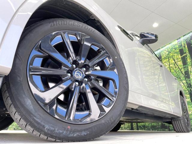 ＣＸ－６０ ＸＤ－ハイブリッド　エクスクルーシブスポーツ　禁煙車　黒革シート　４ＷＤ　ターボ　ディーゼル　純正１２型ナビ　全周囲カメラ　ＢＯＳＥサウンド　衝突軽減　ドラレコ　ＥＴＣ　レーダークルーズ　電動リアゲート　シートエアコン　パワーシート　ＬＥＤヘッド（13枚目）