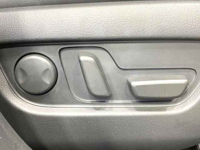 ＣＸ－６０ ＸＤ－ハイブリッド　エクスクルーシブスポーツ　禁煙車　黒革シート　４ＷＤ　ターボ　ディーゼル　純正１２型ナビ　全周囲カメラ　ＢＯＳＥサウンド　衝突軽減　ドラレコ　ＥＴＣ　レーダークルーズ　電動リアゲート　シートエアコン　パワーシート　ＬＥＤヘッド（42枚目）