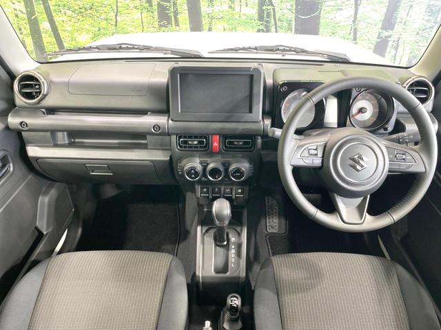 ジムニー ＸＣ　届出済未使用車　４ＷＤ　ターボ　セーフティサポート　コーナーセンサー　スマートキー　シートヒーター　ＬＥＤヘッド　クルコン　純正１６インチアルミ　オートハイビーム　車線逸脱警報　オートエアコン（2枚目）