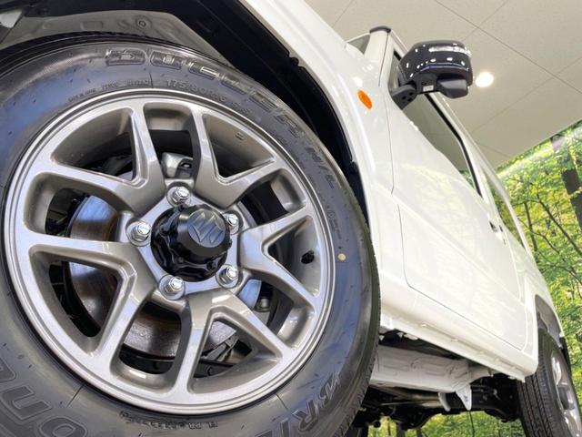 ジムニー ＸＣ　届出済未使用車　４ＷＤ　ターボ　セーフティサポート　コーナーセンサー　スマートキー　シートヒーター　ＬＥＤヘッド　クルコン　純正１６インチアルミ　オートハイビーム　車線逸脱警報　オートエアコン（13枚目）