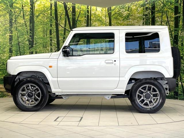 ジムニー ＸＣ　届出済未使用車　４ＷＤ　ターボ　セーフティサポート　コーナーセンサー　スマートキー　シートヒーター　ＬＥＤヘッド　クルコン　純正１６インチアルミ　オートハイビーム　車線逸脱警報　オートエアコン（30枚目）