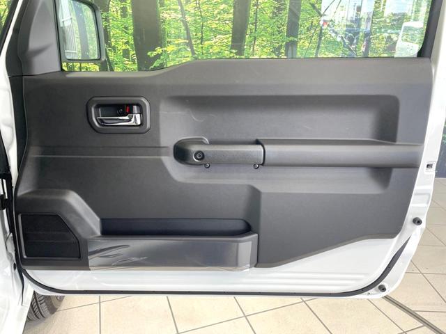 ジムニー ＸＣ　届出済未使用車　４ＷＤ　ターボ　セーフティサポート　コーナーセンサー　スマートキー　シートヒーター　ＬＥＤヘッド　クルコン　純正１６インチアルミ　オートハイビーム　車線逸脱警報　オートエアコン（54枚目）