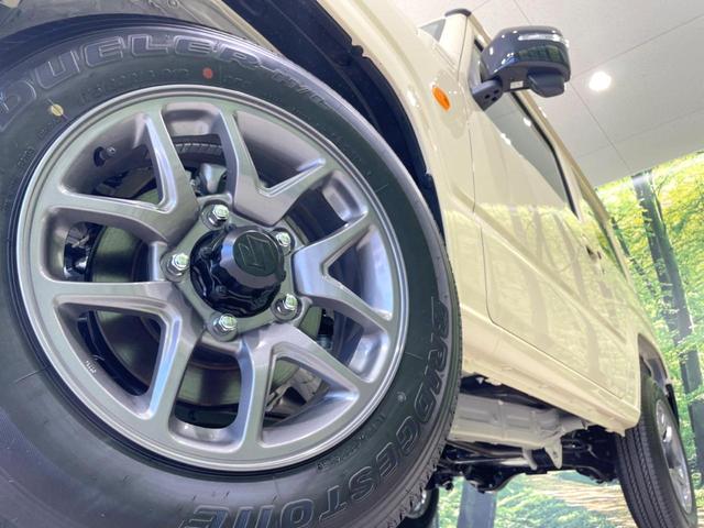 ジムニー ＸＣ　届出済未使用車　４ＷＤ　ターボ　セーフティサポート　コーナーセンサー　スマートキー　シートヒーター　ＬＥＤヘッド　クルコン　純正１６インチアルミ　オートハイビーム　車線逸脱警報　オートエアコン（13枚目）