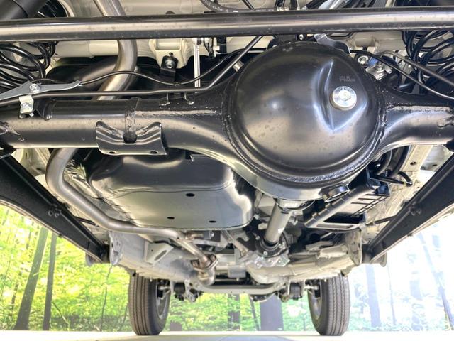 ジムニー ＸＣ　届出済未使用車　４ＷＤ　ターボ　セーフティサポート　コーナーセンサー　スマートキー　シートヒーター　ＬＥＤヘッド　クルコン　純正１６インチアルミ　オートハイビーム　車線逸脱警報　オートエアコン（19枚目）