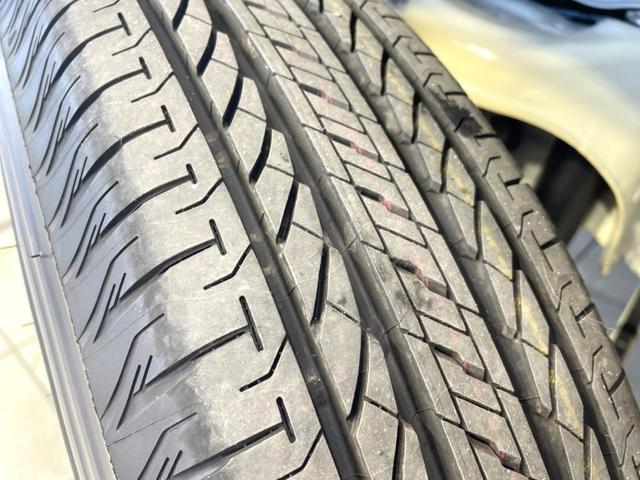 ジムニー ＸＣ　届出済未使用車　４ＷＤ　ターボ　セーフティサポート　コーナーセンサー　スマートキー　シートヒーター　ＬＥＤヘッド　クルコン　純正１６インチアルミ　オートハイビーム　車線逸脱警報　オートエアコン（27枚目）